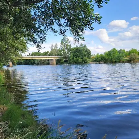Hébergement de vacances La Pedrosa Camarzana de Tera