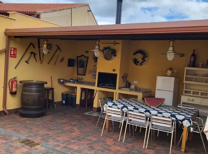 La Pedrosa Nyaraló Camarzana de Tera